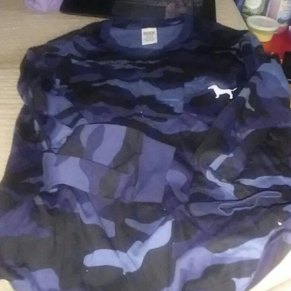 Long sleeve Victoria secret top